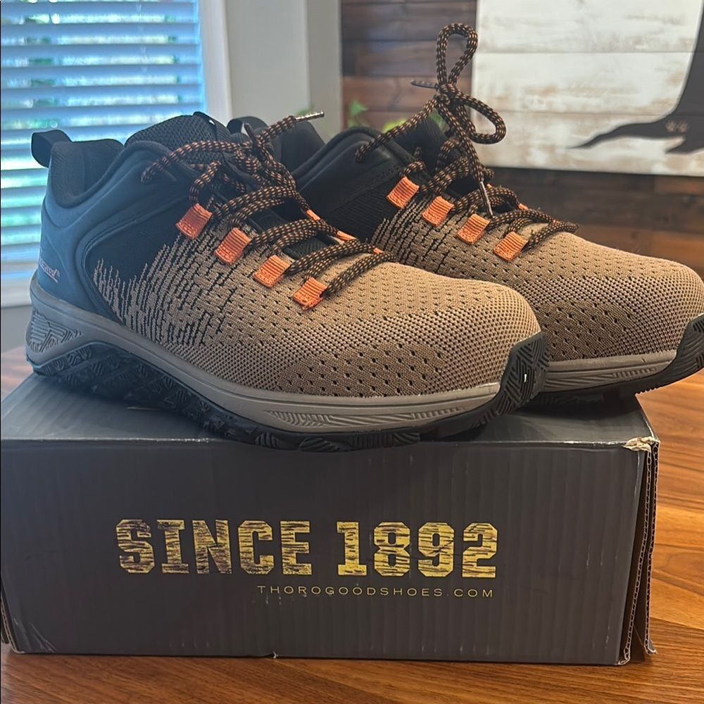 Thorogood 809-4100 Men’s AST Low Brown Black Work Comp Toe Shoe Size 9